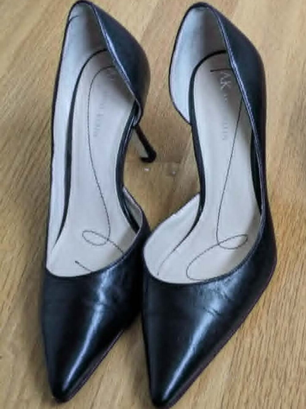AK Anne Klein Akisana Black Leather D’Orsay Pumps | Size 7 | Pointed Toe Stilett